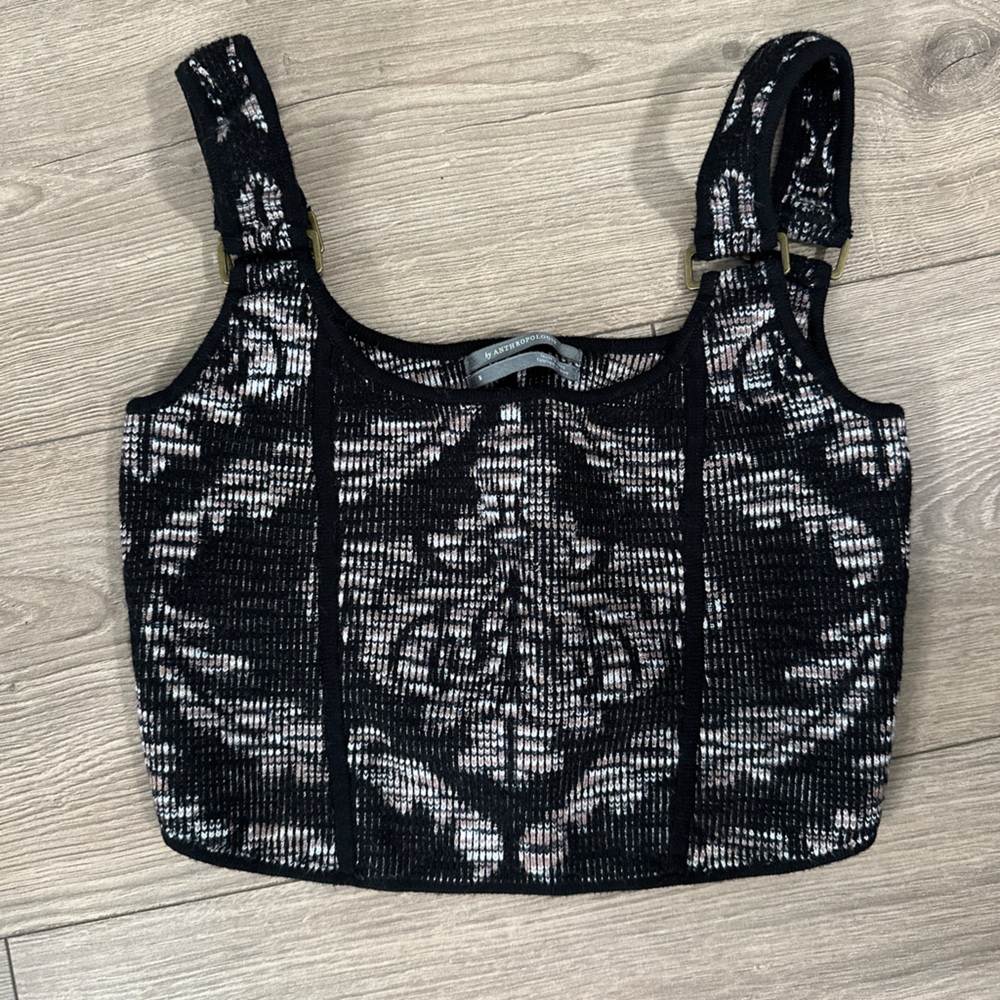 Black and White Patterned Women's Top